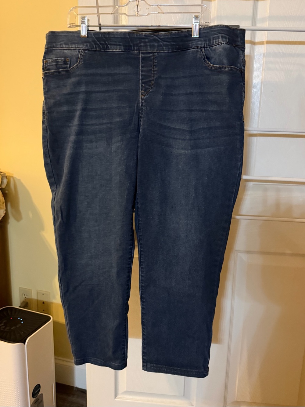 croft & barrow Dark Blue Cropped Stretch Jeans